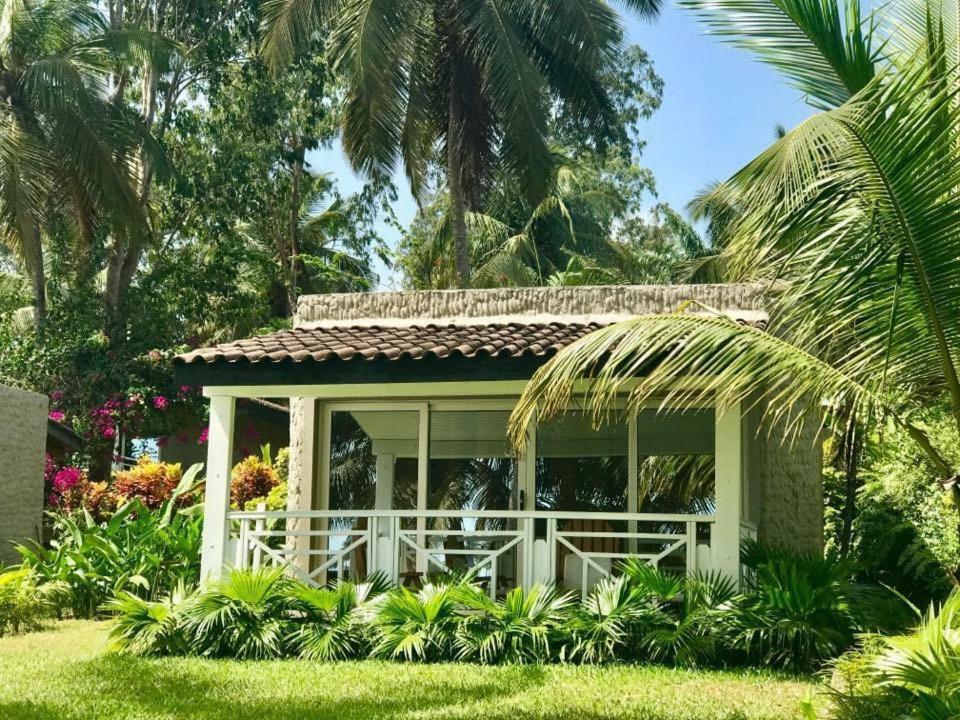 Hotel Coucoue Lodge Mafia Екстериор снимка
